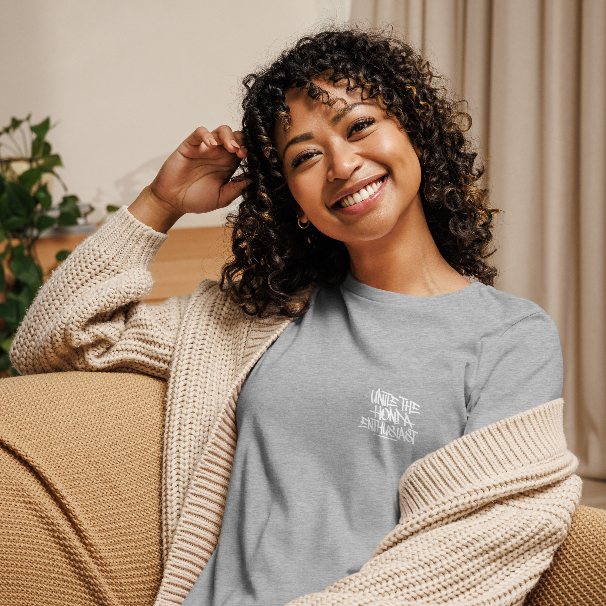 Women's Relaxed UTHE T-Shirt