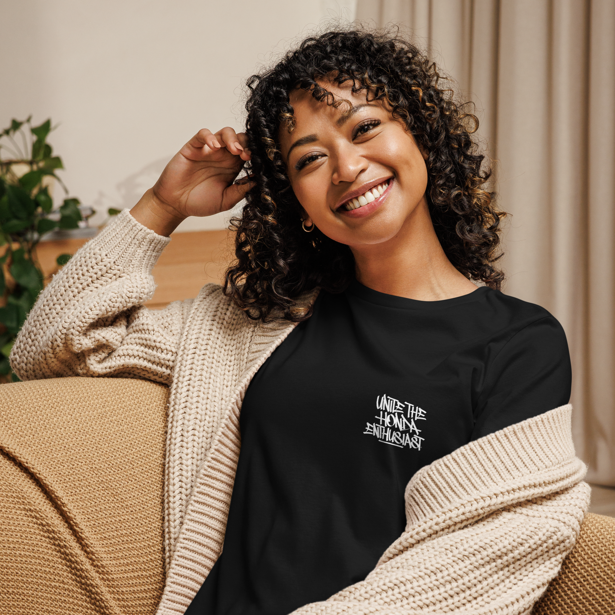 Women's Relaxed UTHE T-Shirt