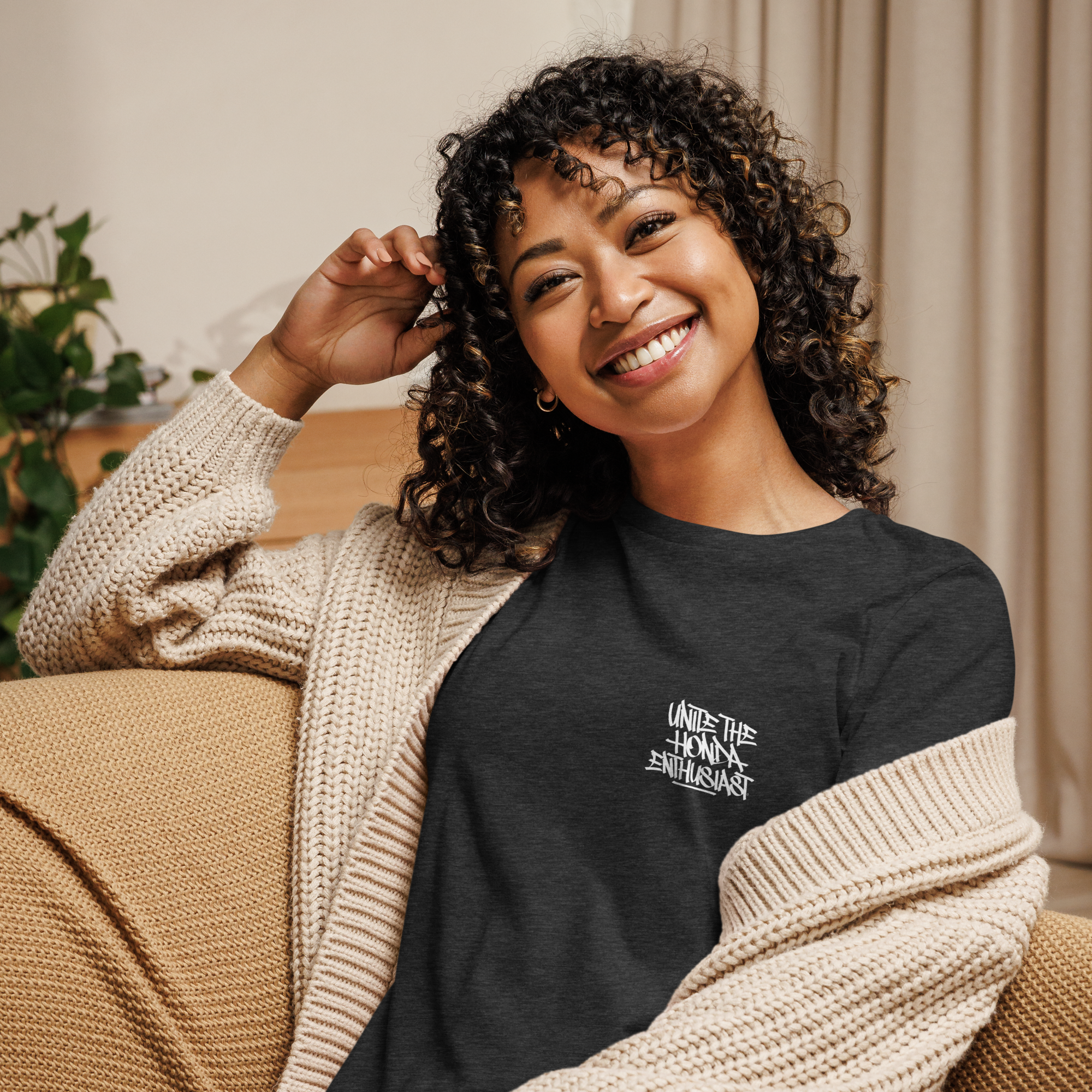 Women's Relaxed UTHE T-Shirt