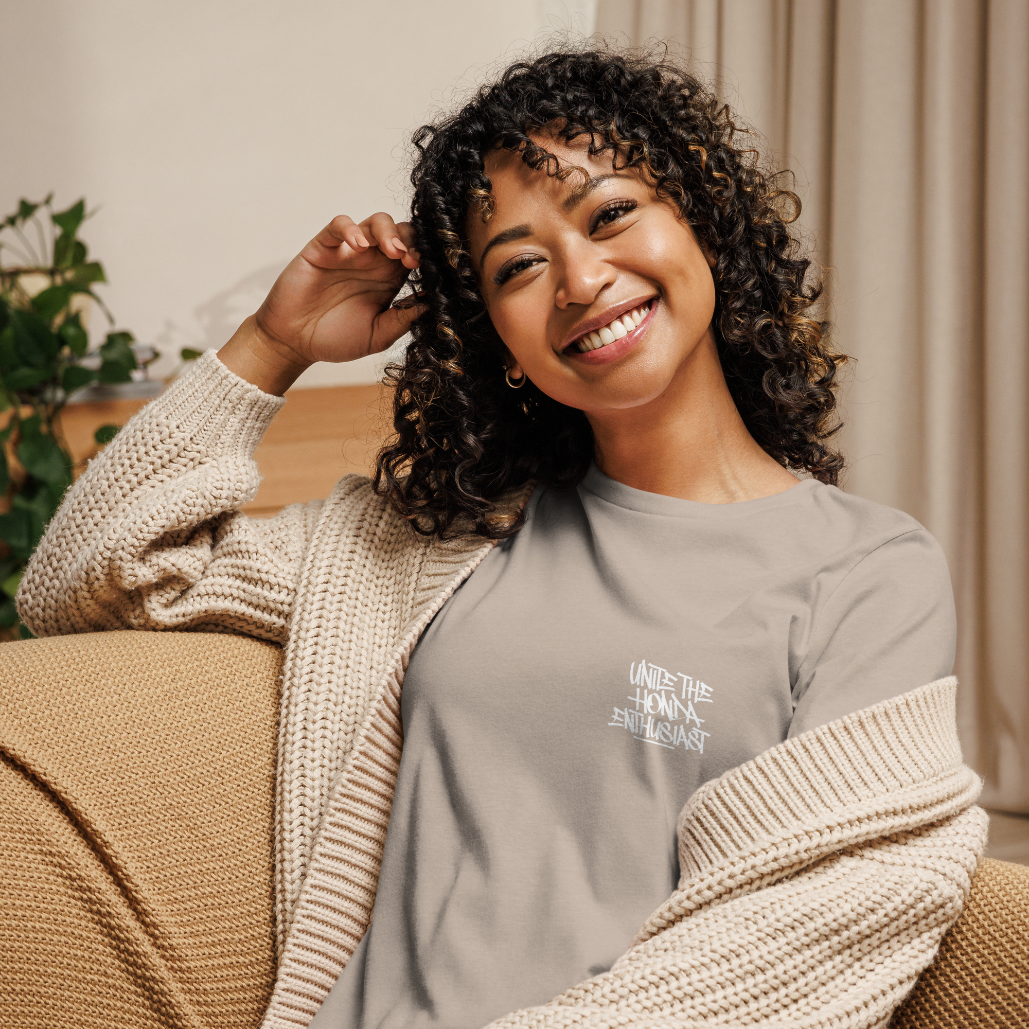 Women's Relaxed UTHE T-Shirt